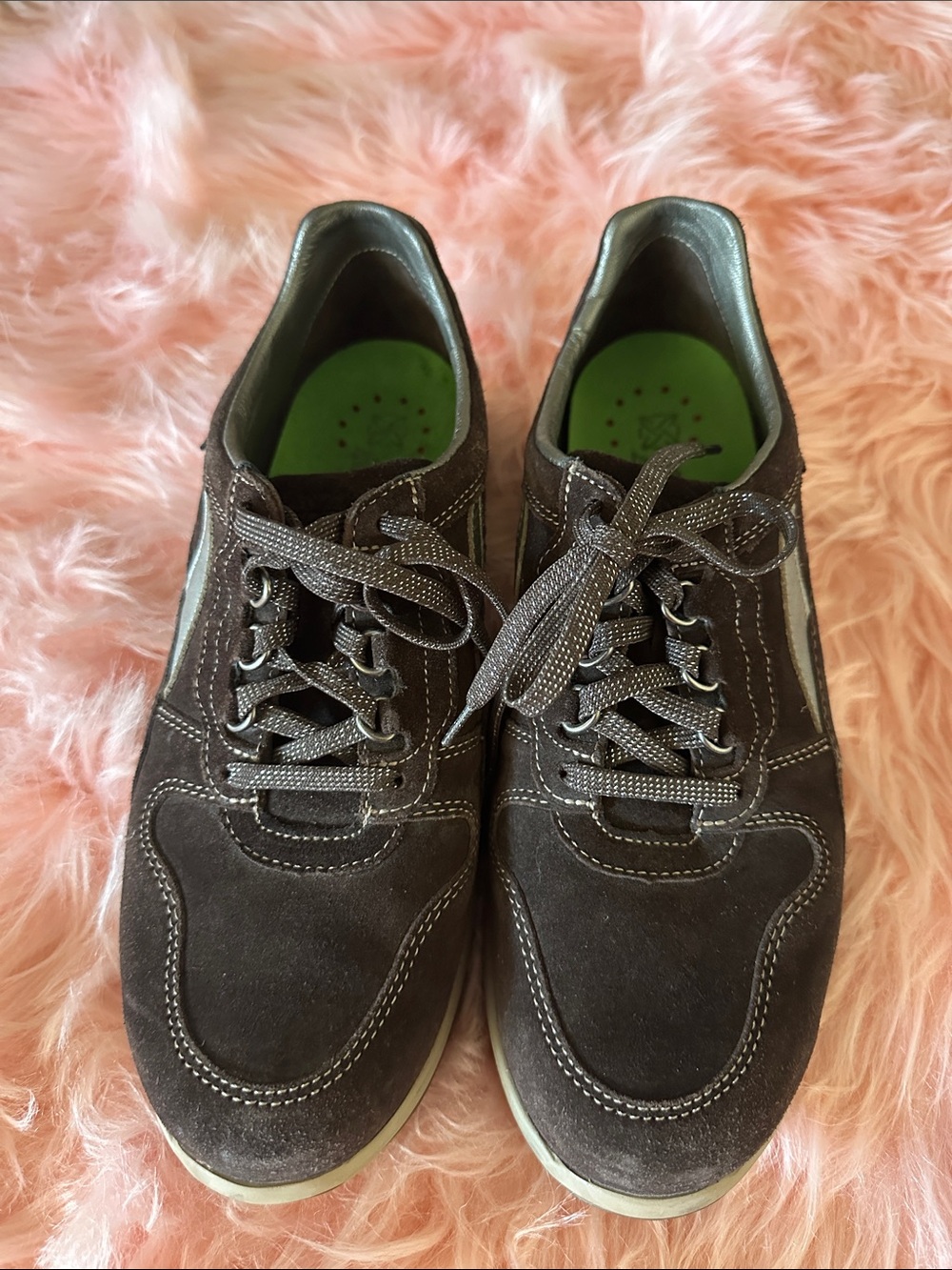 Skechers Men's Brown Suede Lace-Up Sneakers